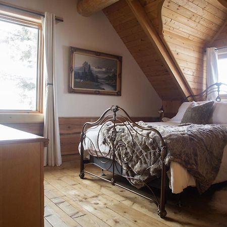 Hebergement "La Maison En Bois Rond" Sainte-Marie Ruang foto