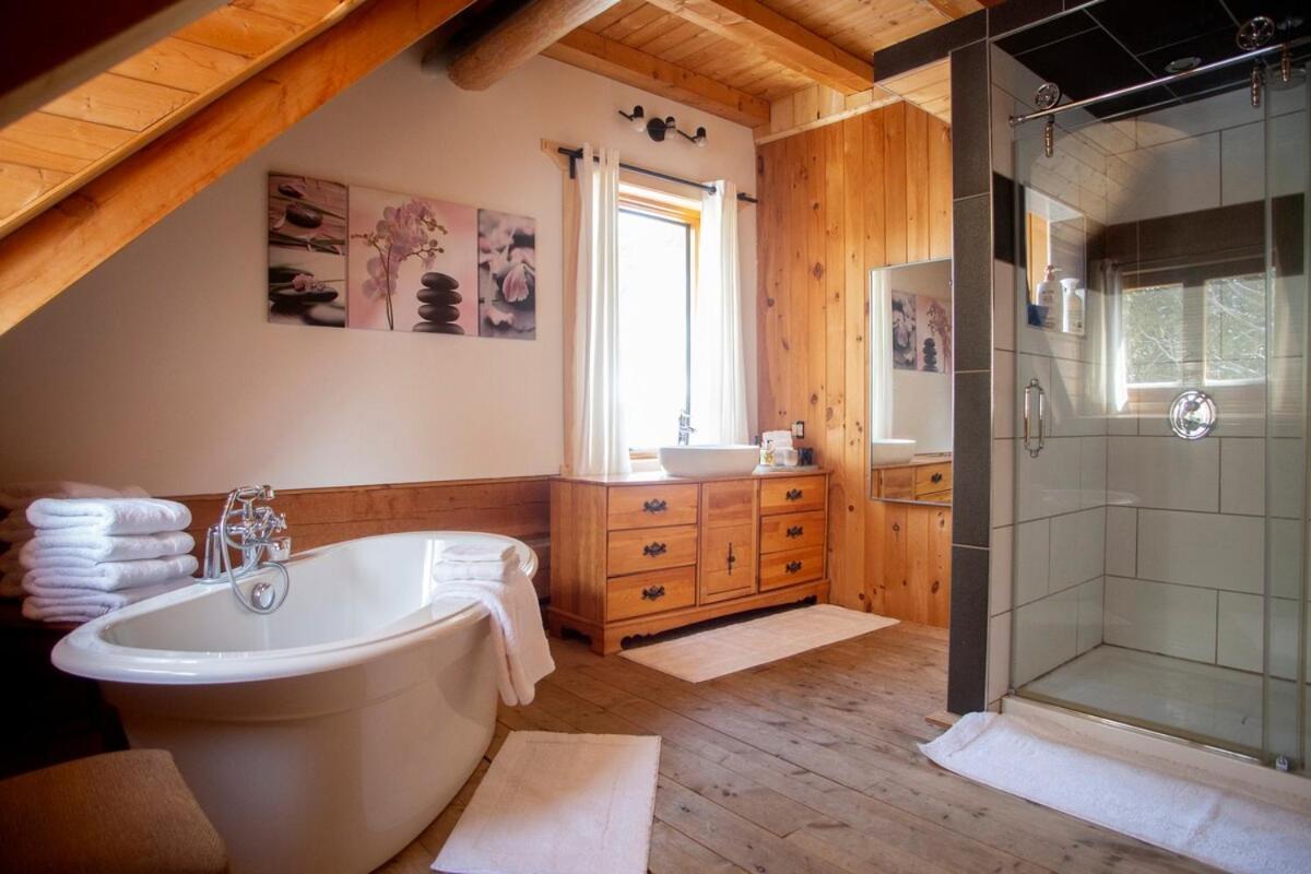 Hebergement "La Maison En Bois Rond" Sainte-Marie Ruang foto