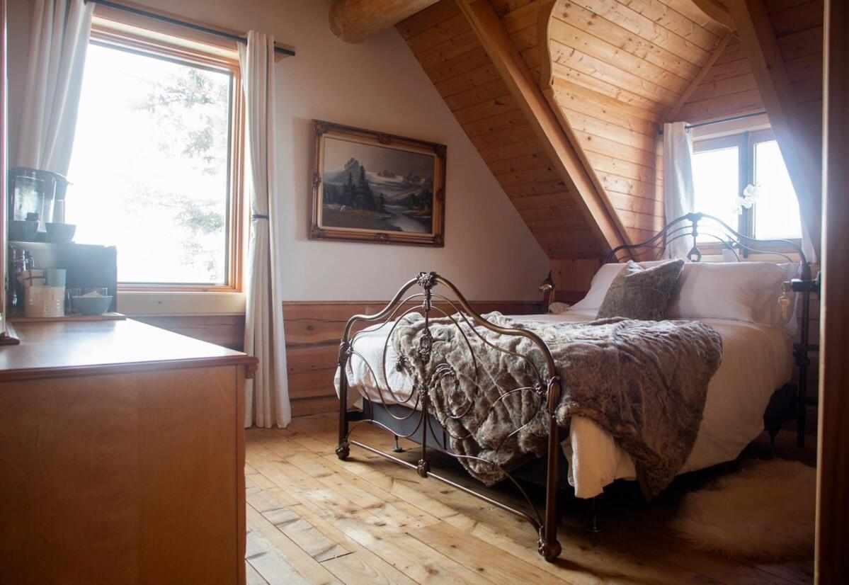 Hebergement "La Maison En Bois Rond" Sainte-Marie Ruang foto